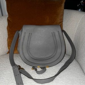 CHLOE Marcie Medium Leather Crossbody Handbag Gray